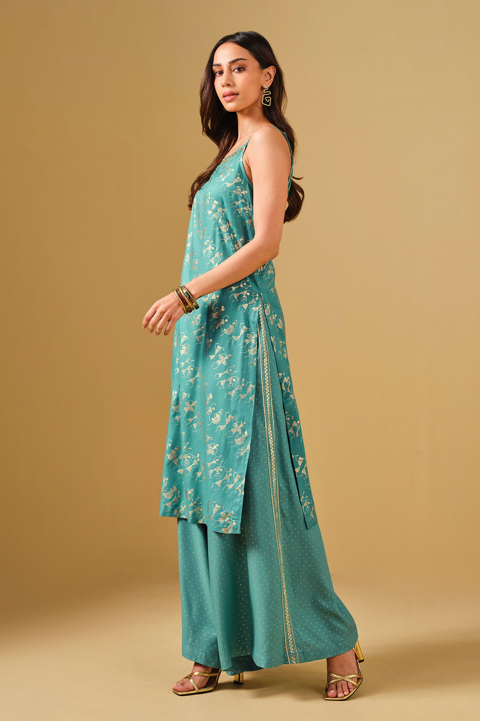 Warli Inspired Embroidered Kurta Set, Green, image 2